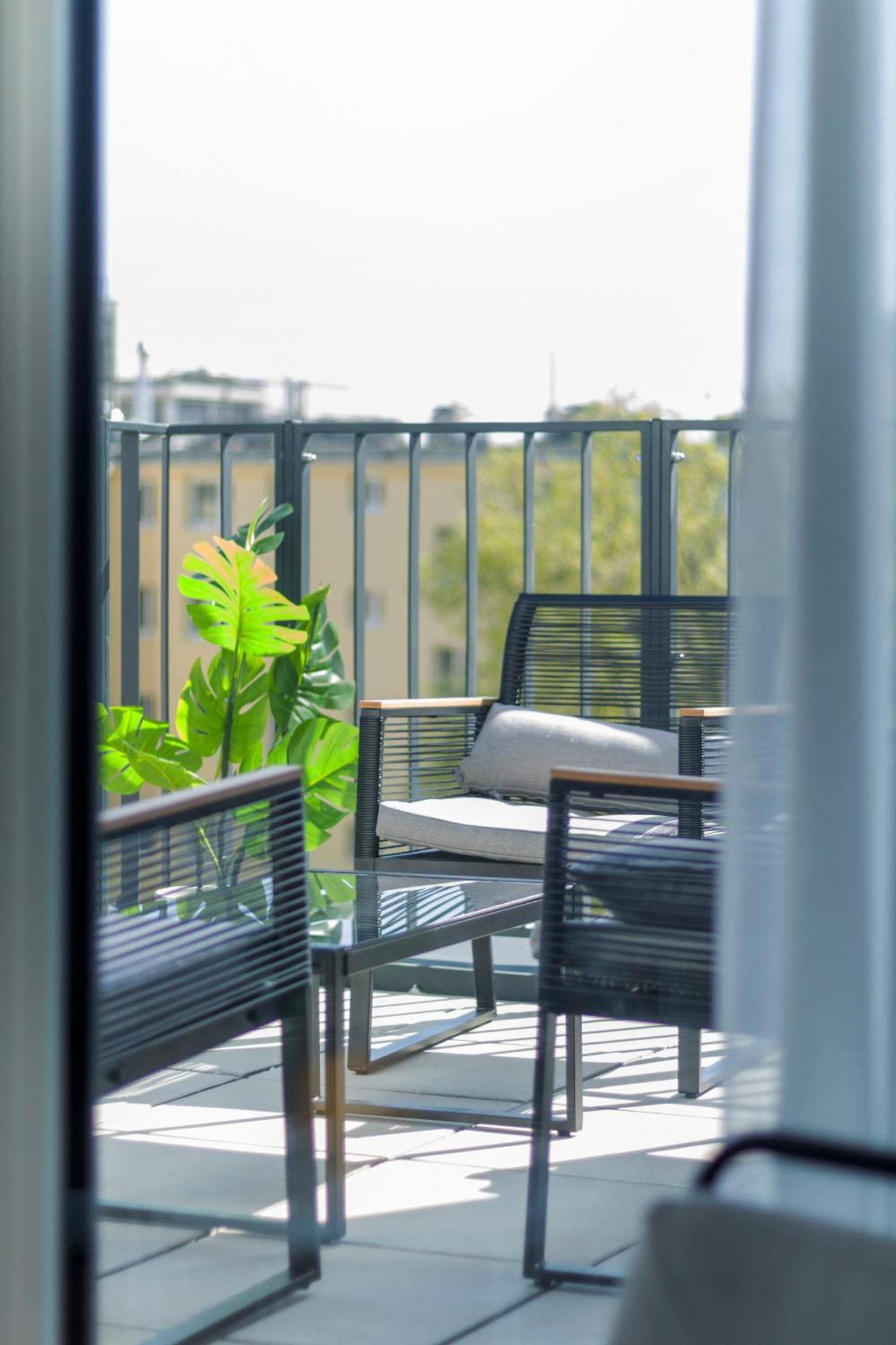1 Min To Public Transport - 3 Min To Supermarket And Pharmacy - On-Site Parking For 19,90 Eur Viena Exterior foto