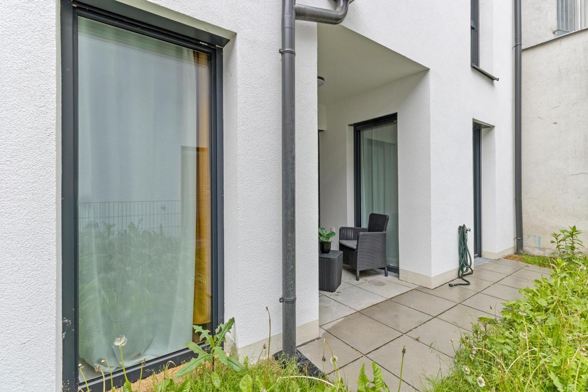 1 Min To Public Transport - 3 Min To Supermarket And Pharmacy - On-Site Parking For 19,90 Eur Viena Exterior foto